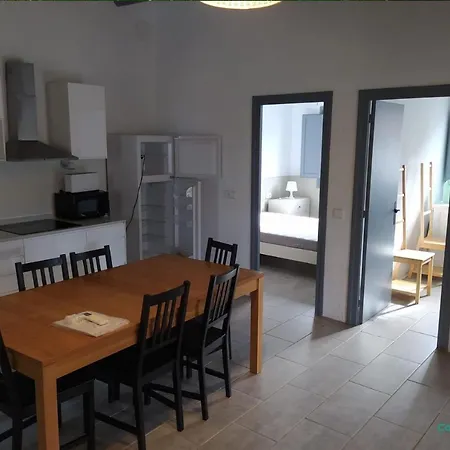 卡拉叶巴达露营酒店 4*